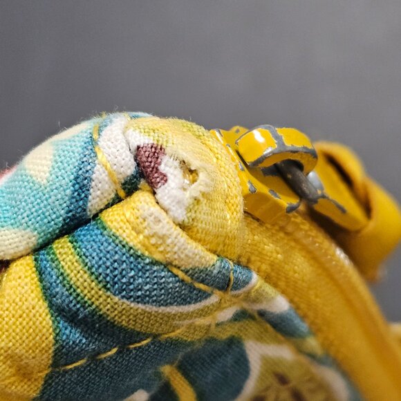 Vera Bradley Provencal Retired Pattern (Fall 2012) Travel Cosmetic Bag - Picture 9 of 13